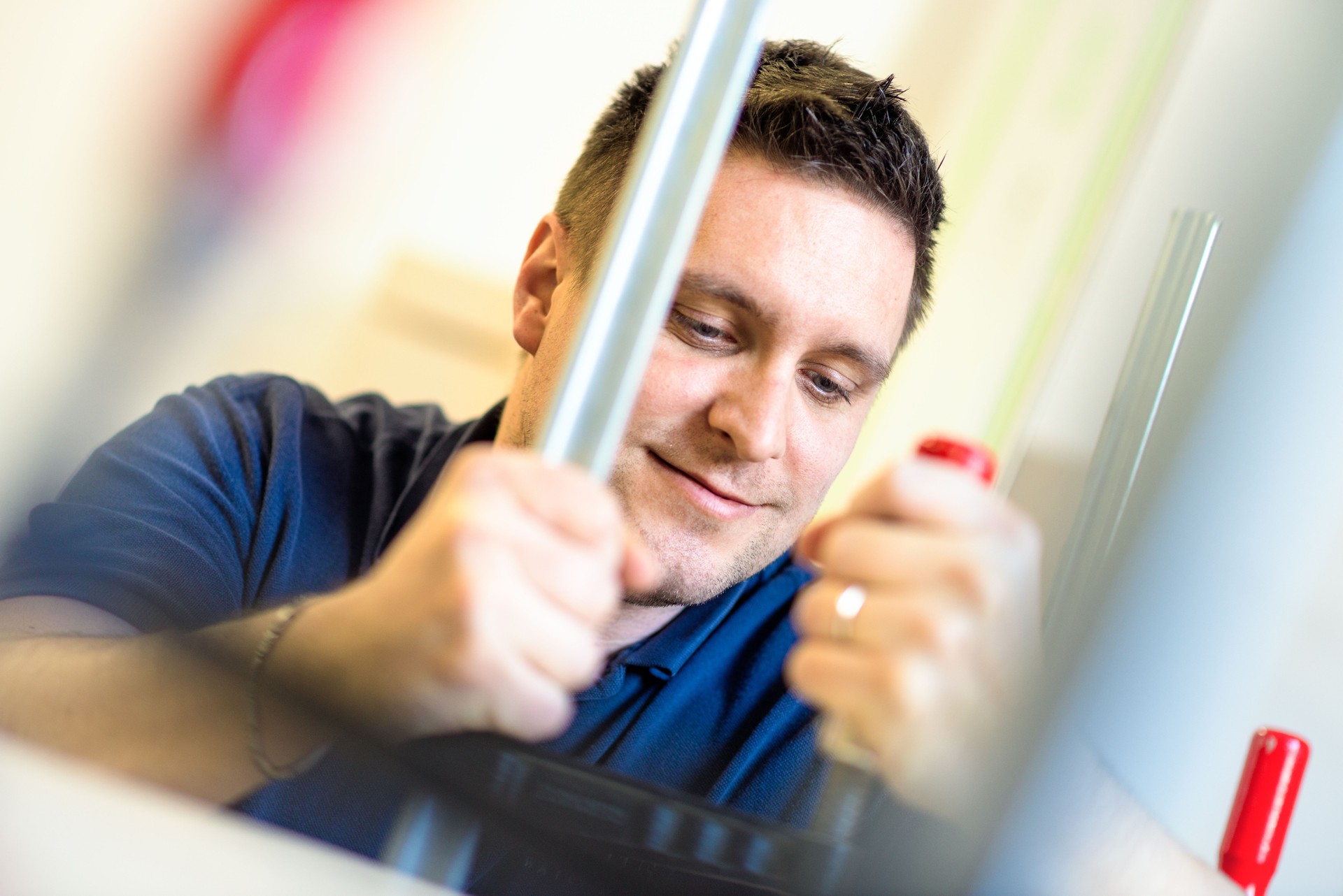 Tischler bei der Arbeit
